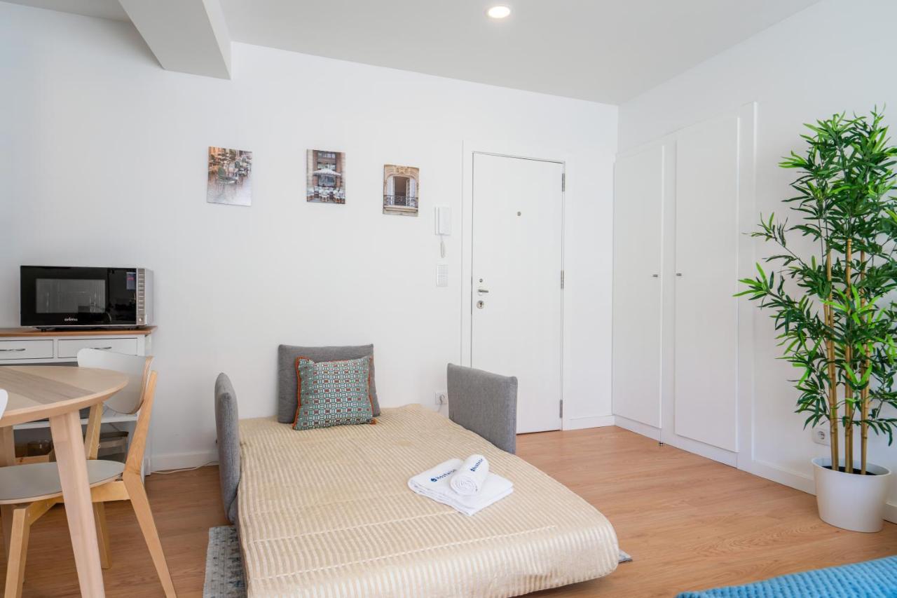 Апартаменты Host Wise - Comfy Sunny Flat - Prime Location Порту Экстерьер фото